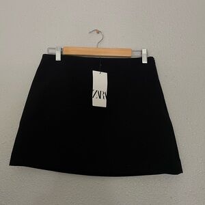 NWT ZARA Black Mini Skirt